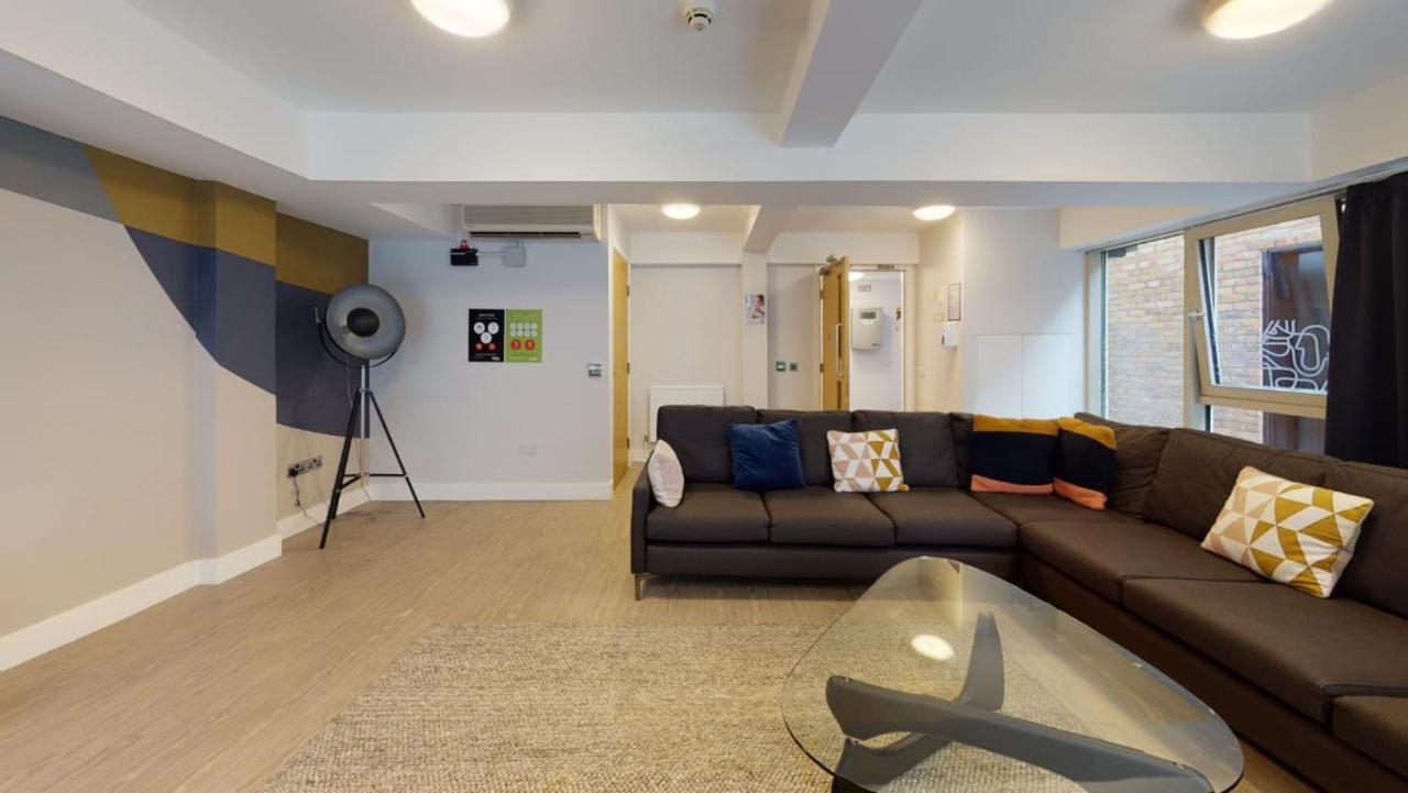 For Students Only Contemporary Studios At Iq Hoxton In ロンドン エクステリア 写真
